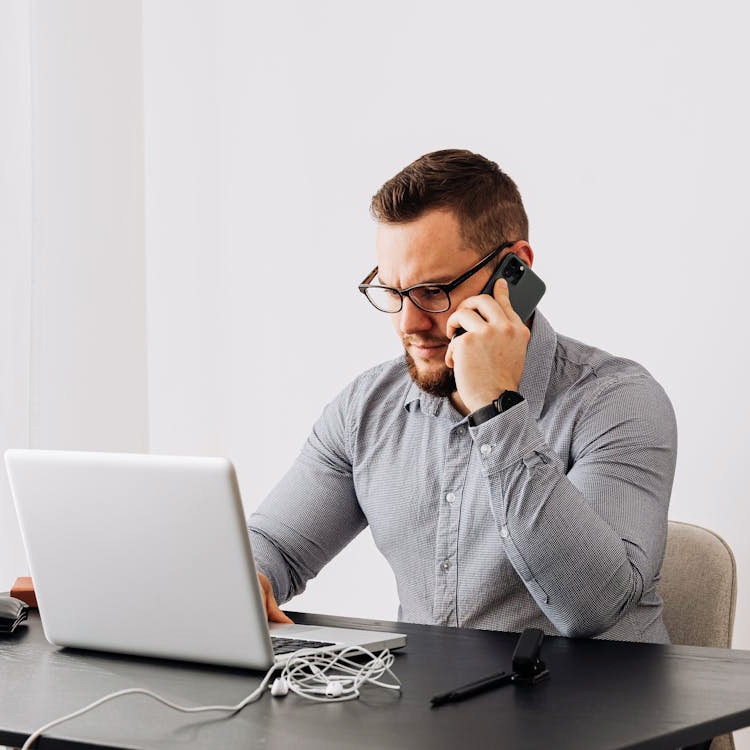 Descriptive Analytics Explained: Benefits, Tools, and Real-World Example Business Solutions